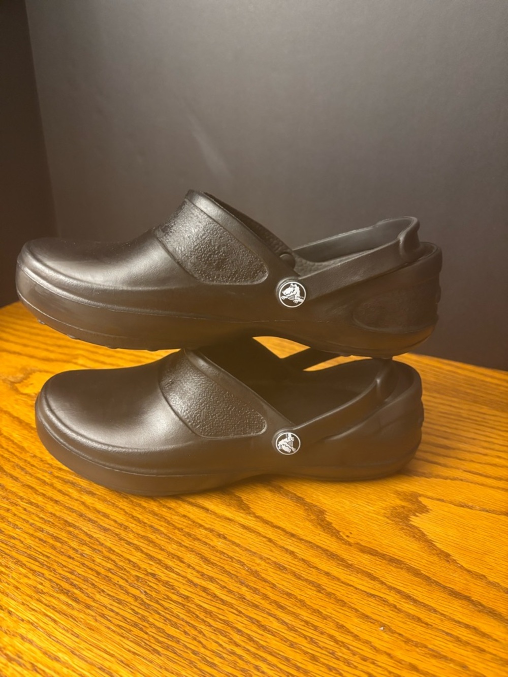 Crocs black comfort clogs slippers shoes sz 6 women’s - Picture 4 of 7